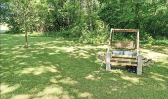 530 Shields Crossing Dr, Bean Station, TN 37708