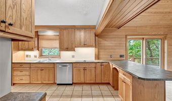 577 Schluersburg Rd, Augusta, MO 63332