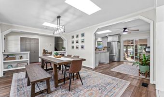 702 Dewoody Dr, Bentonville, AR 72712