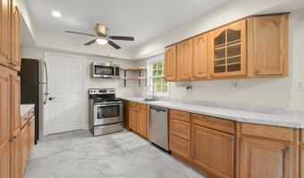 12104 FERN Ln, Bowie, MD 20715