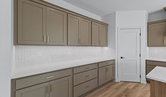 1112 2nd St NE, Altoona, IA 50009