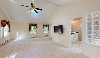 6051 SADDLEHORN Dr, Erie, PA 16506