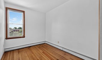25 W 15TH St #6, Bayonne, NJ 07002