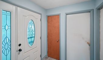 1315 Lake Dr, Ashland, OH 44805