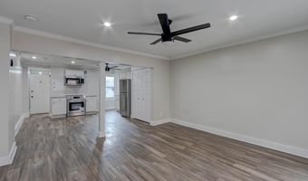 827 N HOWARD St, Baltimore, MD 21201
