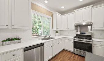 10950 Kimball Crest Dr, Alpharetta, GA 30022