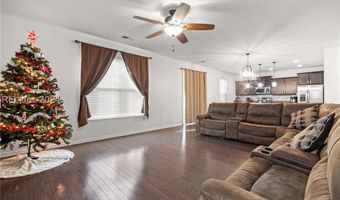 37 Kings Cross Ct, Beaufort, SC 29902