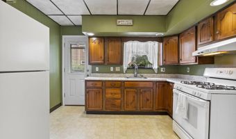 475 PENSDALE St, Philadelphia, PA 19128