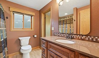 811 Yuma St, Belle Fourche, SD 57717