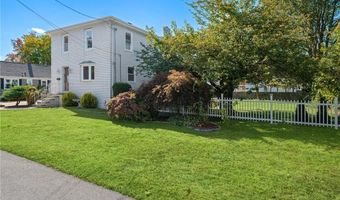 17 Elder Ave, East Providence, RI 02915