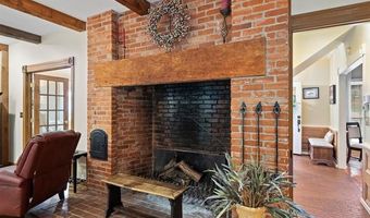 946 Briarwood Dr, Bartlesville, OK 74006