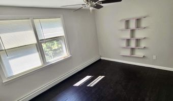 251 Pennant Ave, Beachwood, NJ 08722