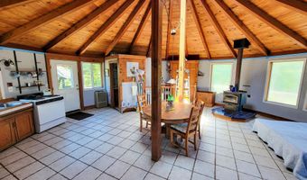 310 Sky View Ln, Barnet, VT 05821