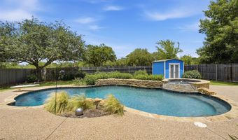 107 Clyde Dr, Aledo, TX 76008