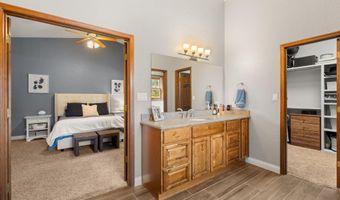 6404 Meadow Hills St NE, Albuquerque, NM 87111