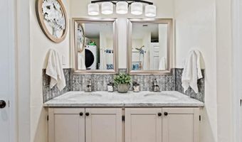 507 E Pine St, Atmore, AL 36502