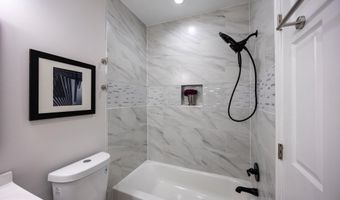 2033 N BENTALOU St, Baltimore, MD 21216