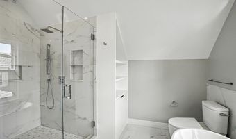 16 Pinehurst St, Boston, MA 02131