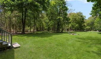10 Summer St, Jamestown, RI 02835