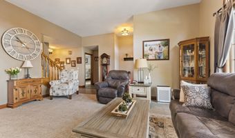 209 River Dr, Bloomfield, IN 47424