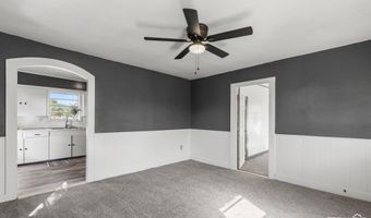 213 W COTTONWOOD St, Archer City, TX 76351