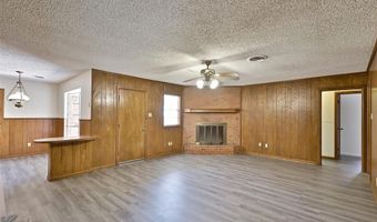 3718 Brook Hollow Dr, Abilene, TX 79605