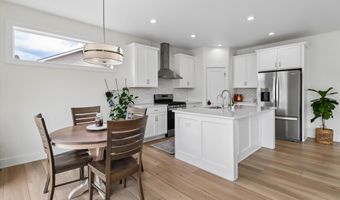 4507 Everest Ave, Ames, IA 50014
