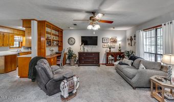 180 Alton Cir, Benton, MS 39039