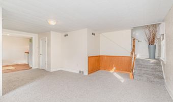 313 E Hillcrest St, Alma, MI 48801