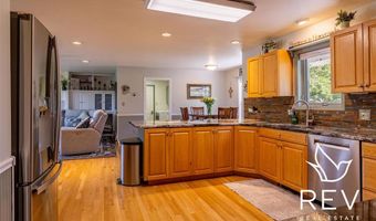 14 Beacon Dr, Cody, WY 82414