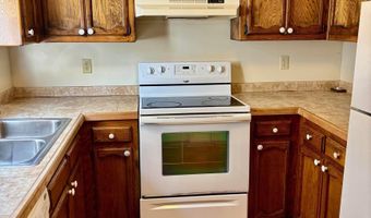 827 E Boyd Dr #A, Baton Rouge, LA 70808