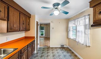 155 Mapleview Dr, Amherst, NY 14226