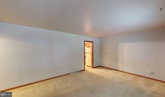 54 MARYLAND Ave, Bloomington, MD 21523
