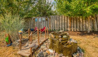 11175 SW FAIRFIELD St, Beaverton, OR 97005