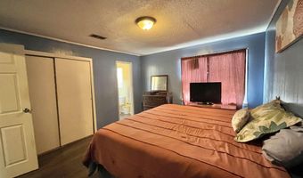 135 S Canoe Rd, Atmore, AL 36502