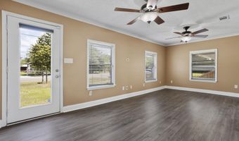 956 Old Spanish Trl, Bay St. Louis, MS 39520