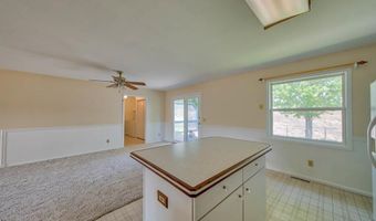 925 River View Dr, Cody, WY 82414