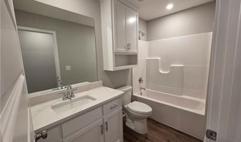 30-32 E 7th St, Adrian, MO 64720