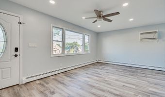 320 Demorest Ave, Avenel, NJ 07001