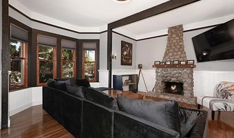 210 S Vine St, Fallbrook, CA 92028