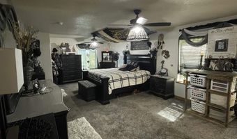 22 E Rich Ln, Blackfoot, ID 83221