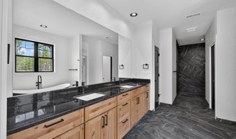 195 CANNON Ln, Blanchard, ID 83804