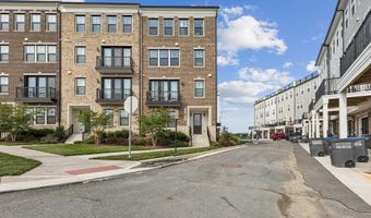 42597 NUBBINS Ter, Ashburn, VA 20147