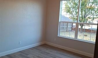 830 Magnolia Dr, Ada, OK 74820