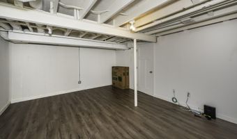 3305 Williamsburg Rd, Ann Arbor, MI 48108