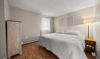 543 Long Shores Dr, Barrington, NH 03825