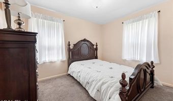 7686 Winona Ave, Allen Park, MI 48101