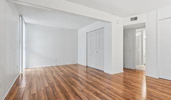 2411 Packard St 53E, Ann Arbor, MI 48104