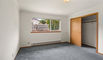 17345 BLUEBERRY Dr, Brookings, OR 97415