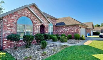 607 Wallstone Rd, Bentonville, AR 72712